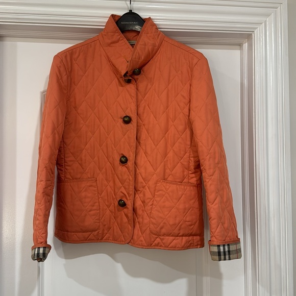 Gorgeous Burberry Quilted Jacket in Light Orange color. - Picture 1 of 6